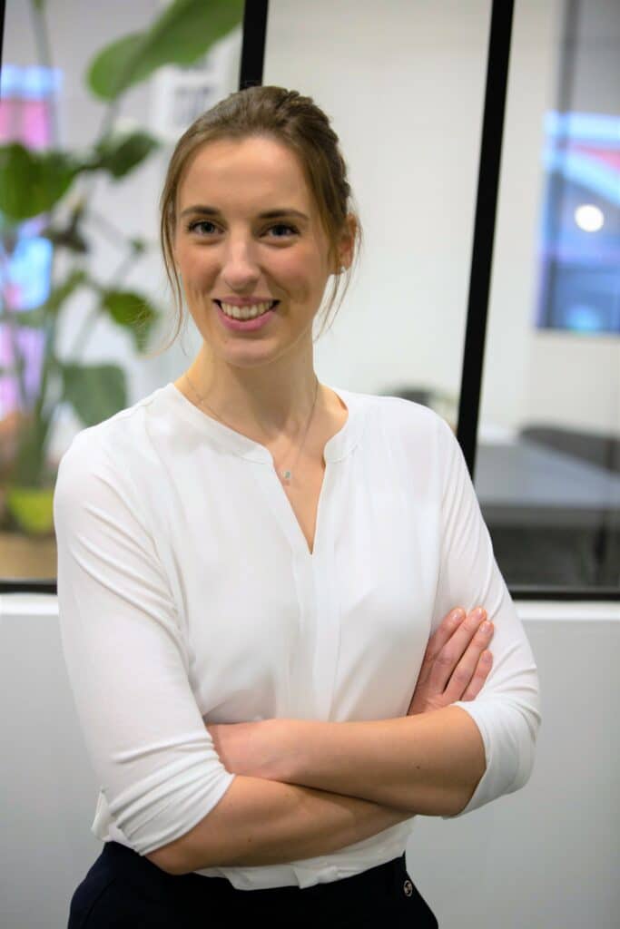 Seitlich Businessfrau 1